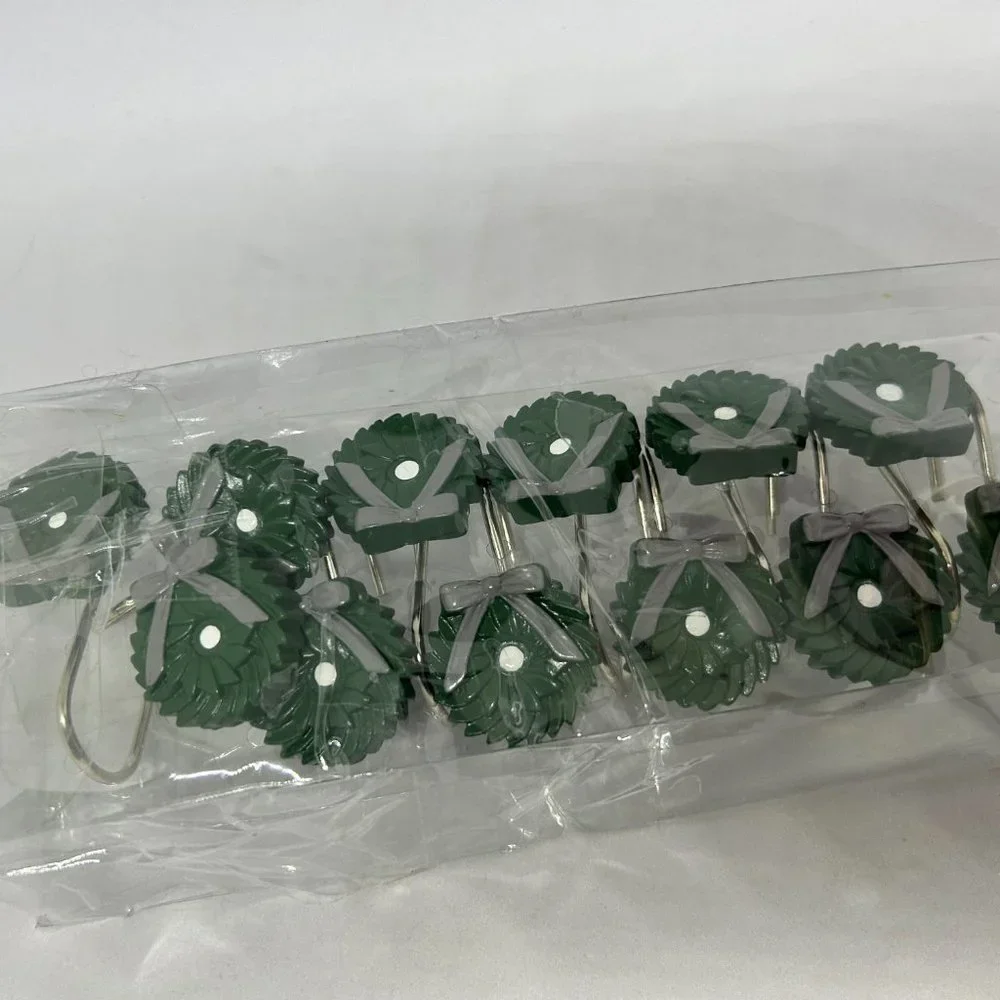 Green Wreath Shower Curtain‎ Hooks 12PC Set NWOT